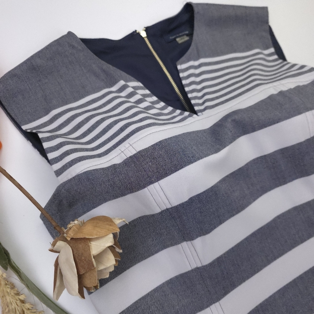 Tommy Hilfiger Women's Blue Grayish Striped Dress Sz 12 - Picture 3 of 10